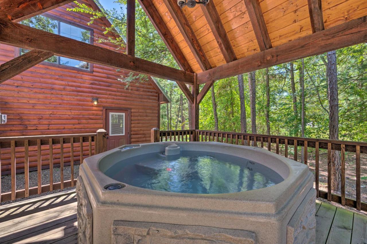 Cabin With Hot Tub And Games, 4 Mi To Beavers Bend! Broken Bow Exterior foto
