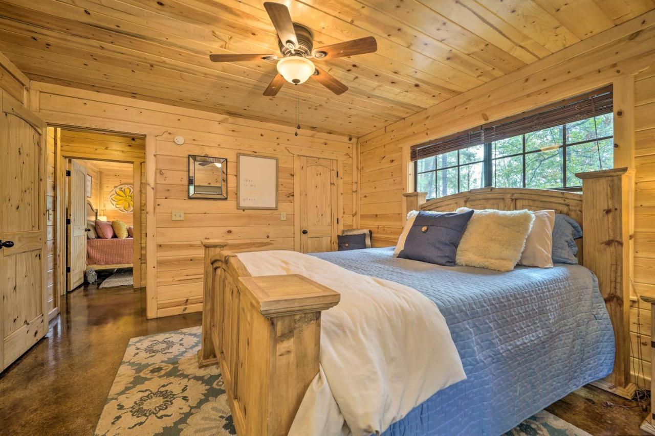 Cabin With Hot Tub And Games, 4 Mi To Beavers Bend! Broken Bow Exterior foto